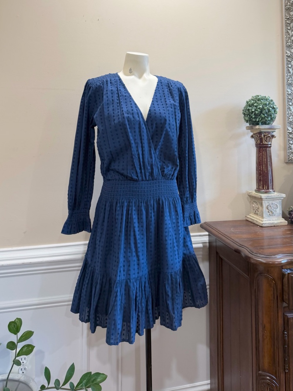 Vineyard Vines Blue Long-Sleeve V-Neck Smocked Waist Dress